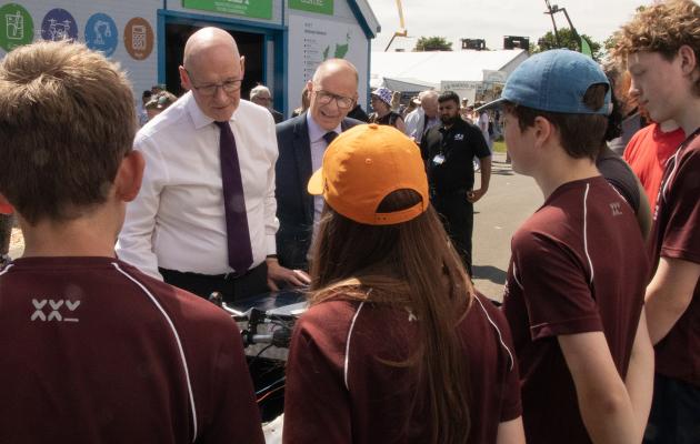 First Minister and Minister for Agriculture speak to pupils about their Greenpower STEM project